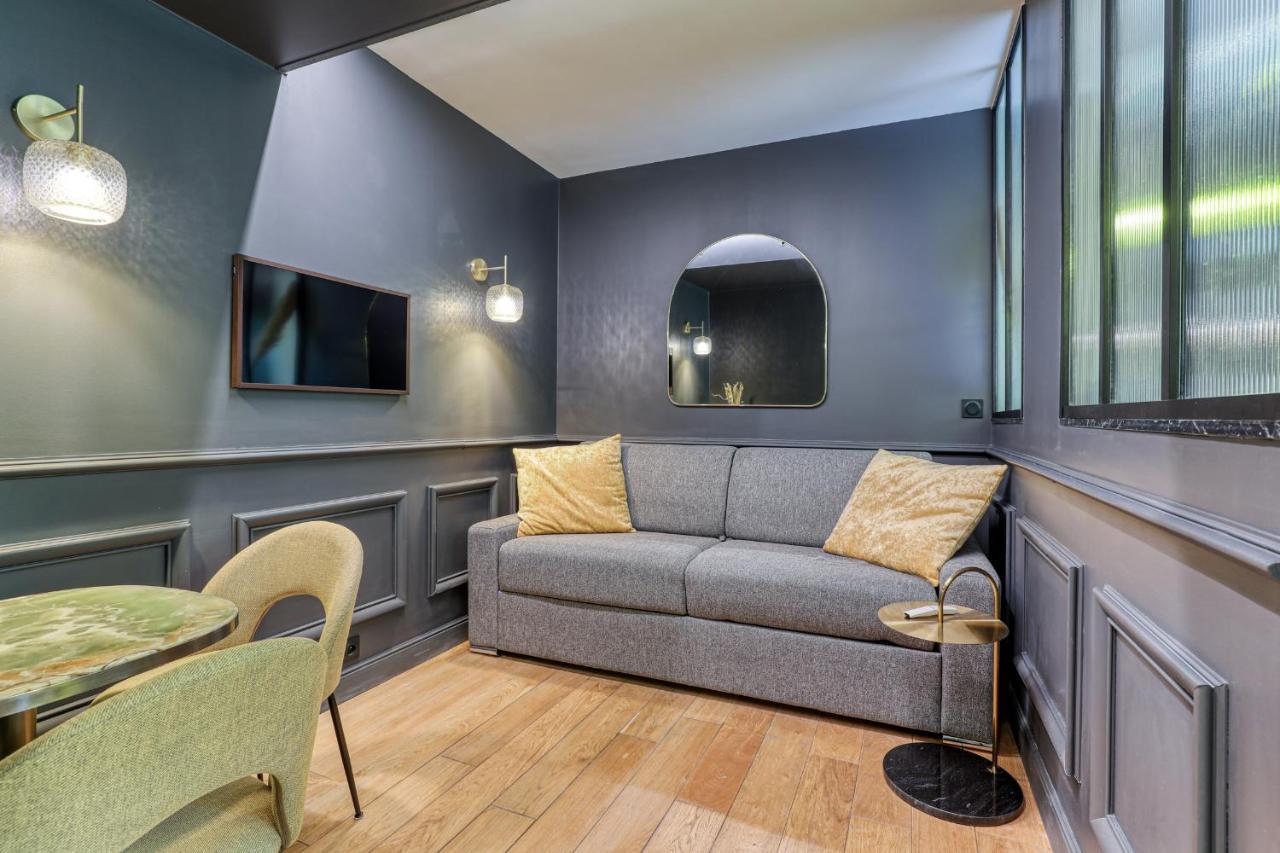 Montaigne Executive Suite パリ エクステリア 写真