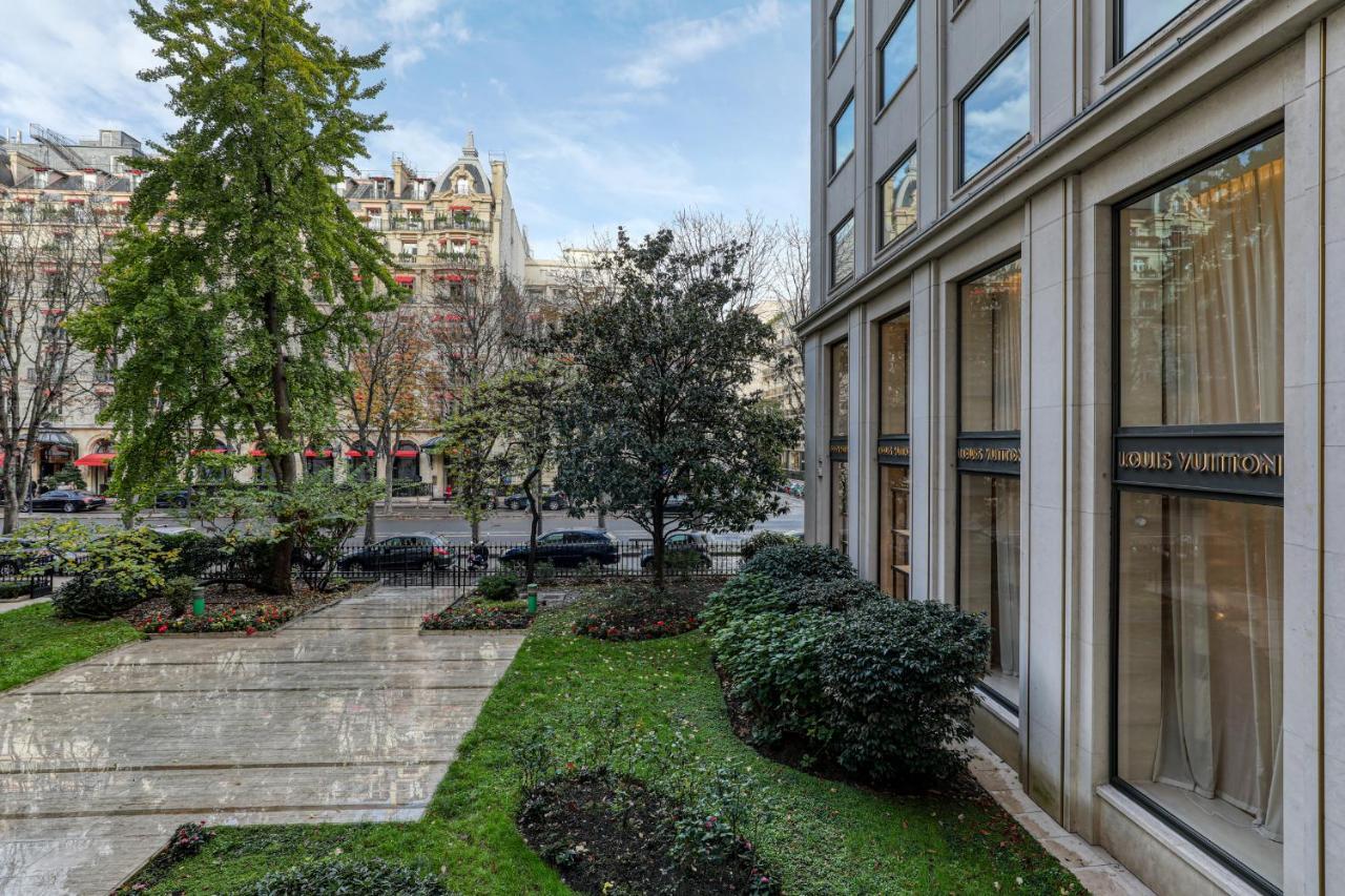 Montaigne Executive Suite パリ エクステリア 写真